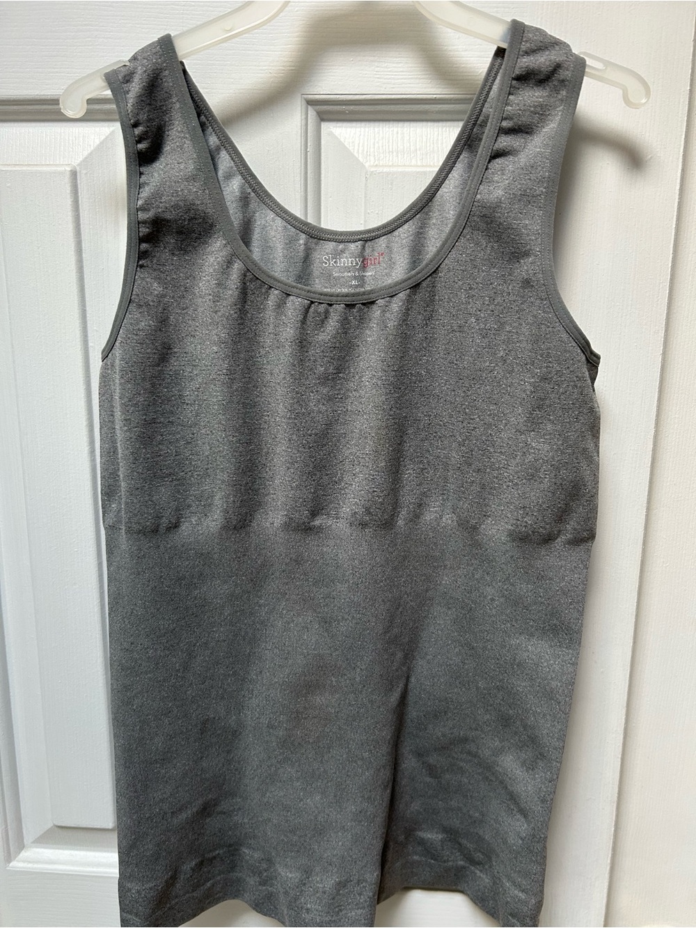 Skinnygirl LtGray Seamless Tank. Scoop neck Shaping Camisole XL. Like new condtn